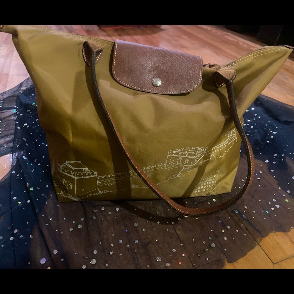 SOLD - LONGCHAMP MUSTARD GOLD GREAT WALL CITY LMTD CHINA Tote RARE LUX Lrg - Picture 3 of 16
